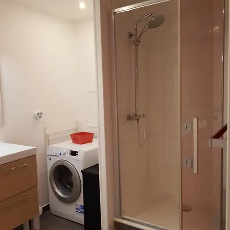 Hypercentre, 137m2, 4 Chambres, Parking, Balcon *