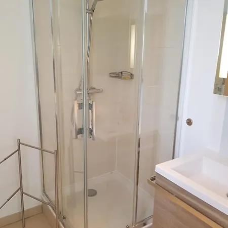 Hypercentre, 137m2, 4 Chambres, Parking, Balcon *