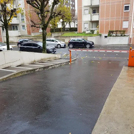 Hypercentre, 137m2, 4 Chambres, Parking, Balcon Apartamento Reims